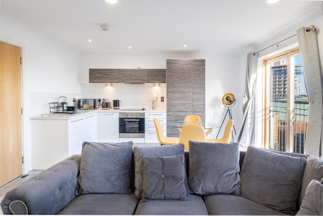Ebra Stays - Luxury 2 Bedroom Apartment - Birmingham Exterior foto